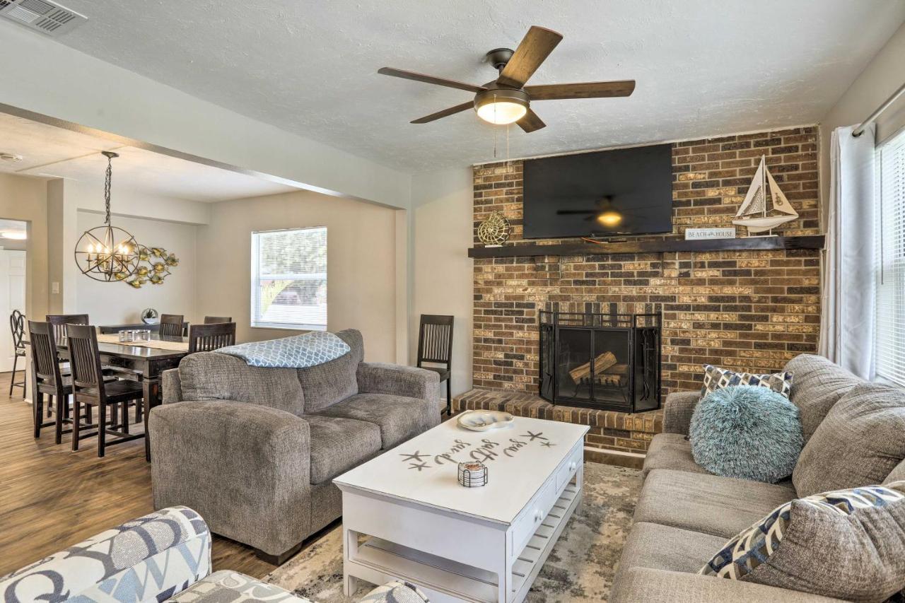 Pet-Friendly Gulfport Home Less Than 2 Mi To Beach São Petersburgo Exterior foto